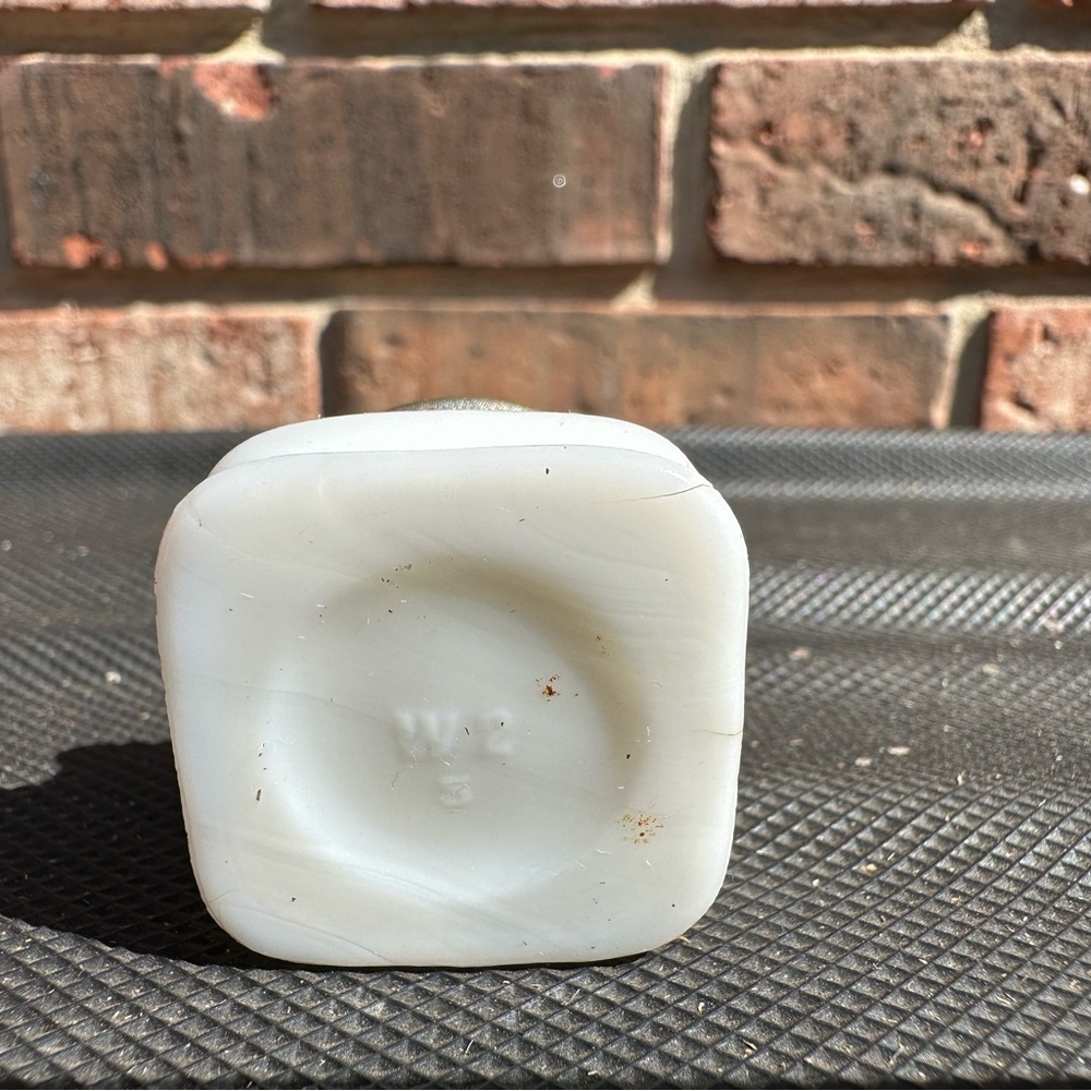 Miniature Colgate’s Charmis Cold Cream Milk Glass Jar White Embossed Lid Empty - Picture 4 of 7